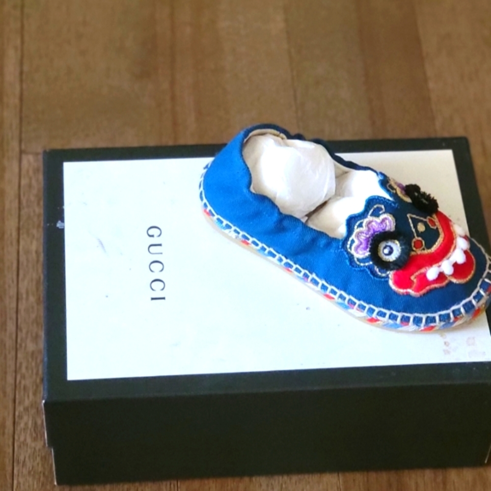 Gucci  girl size 25 blue